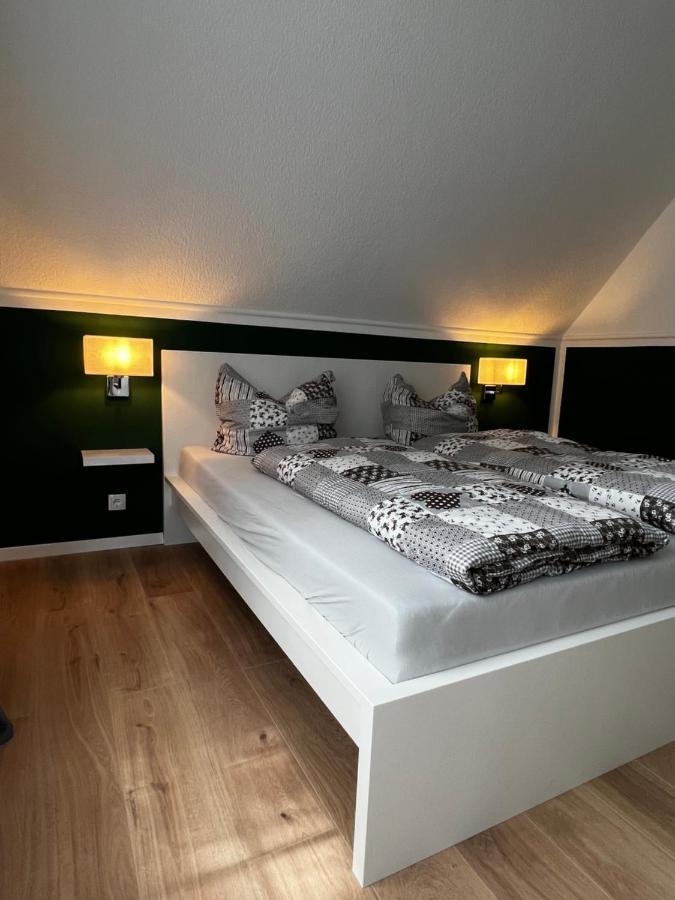 Ferienwohnung Zum Scheibe-See Hoyerswerda Buitenkant foto